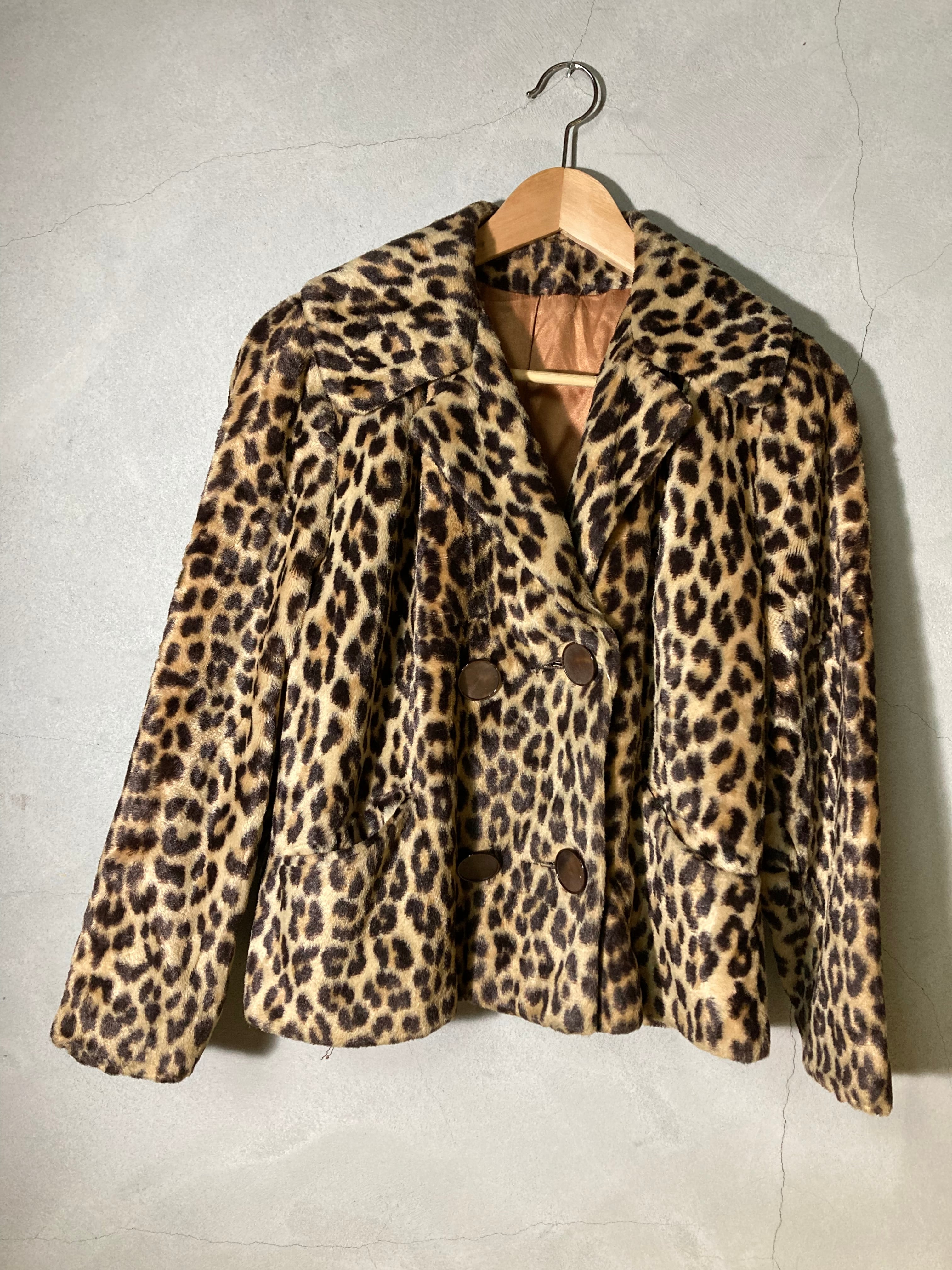 50s VINTAGE Leopard jacket  (beady clothing)