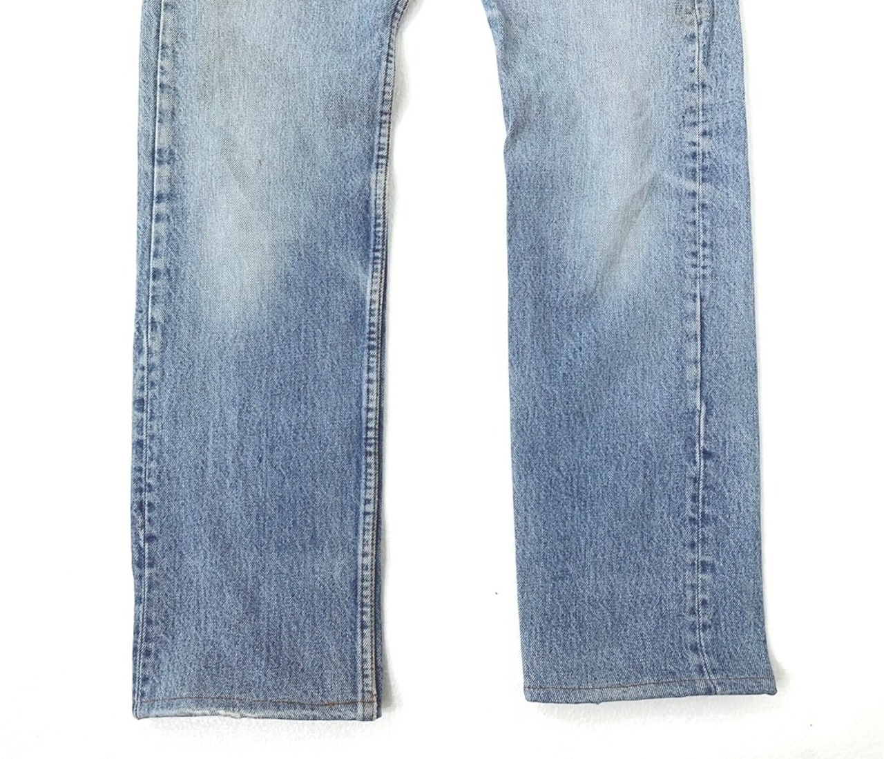 M-207   リーバイス Levisレギュラー古着 1994年米国製刻印524  W 70cm(ぐるり） 股下 77cm