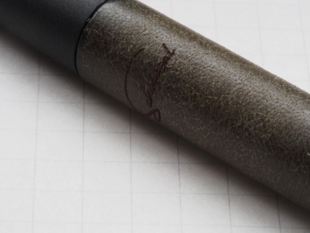 革軸ペン【プエブロ グリージオ】 | Schicksal