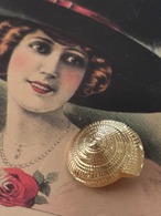 22mm Japanese ヴィンテージボタン エスカルゴ プラスチックボタン 立体 ゴールド アクセサリーパーツ 装飾材