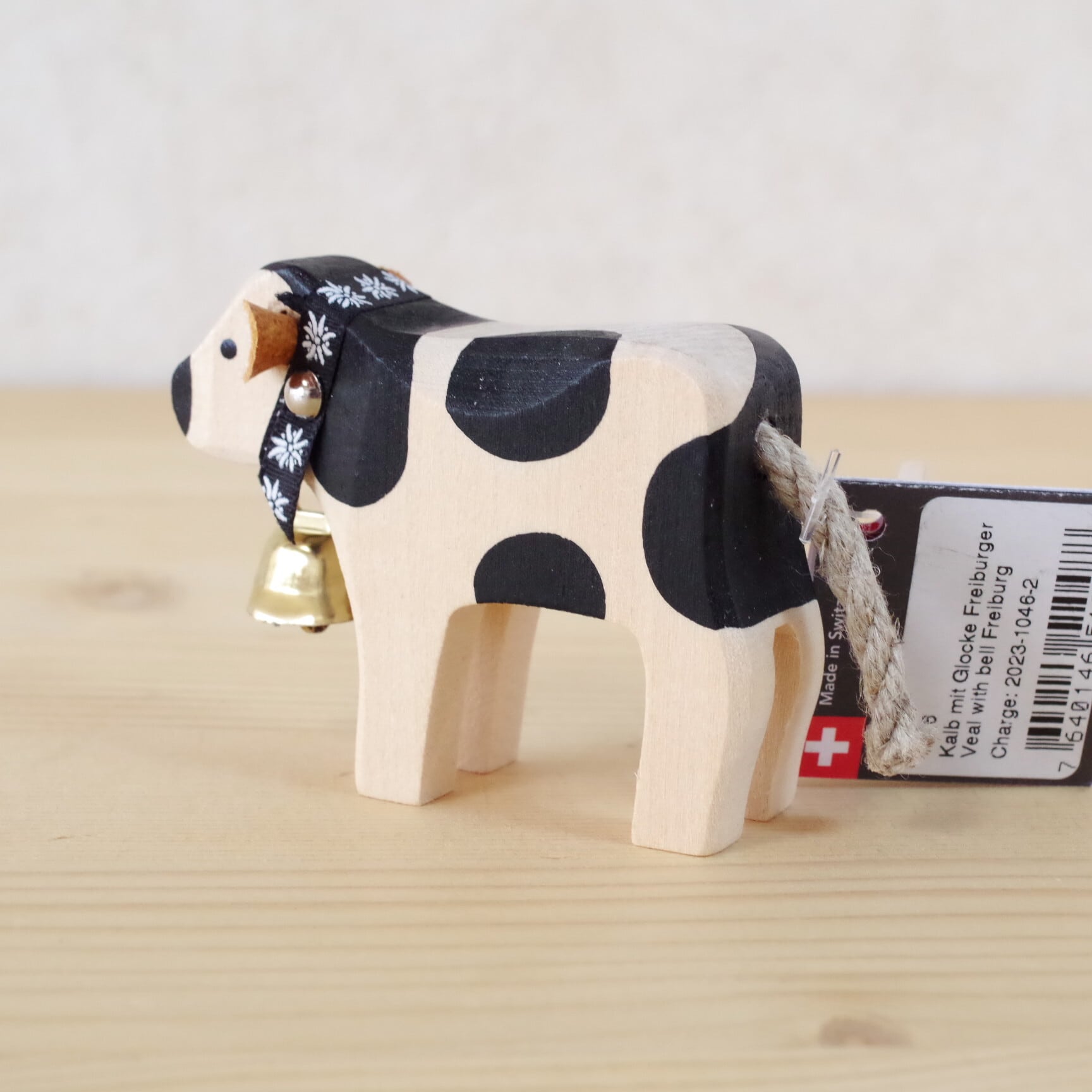 トラウファー うし 黒ぶち（ミニ） | 木のおもちゃ専門店 おもちゃ箱