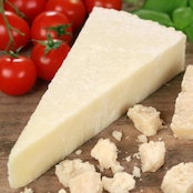 イタリア産 ペコリーノ・ロマーノ 250g グラスフェッド 切りたて 9ヶ月熟成 Freshly Cut Cheese PECORINO ROMANO Aged 9 Months Old 250g