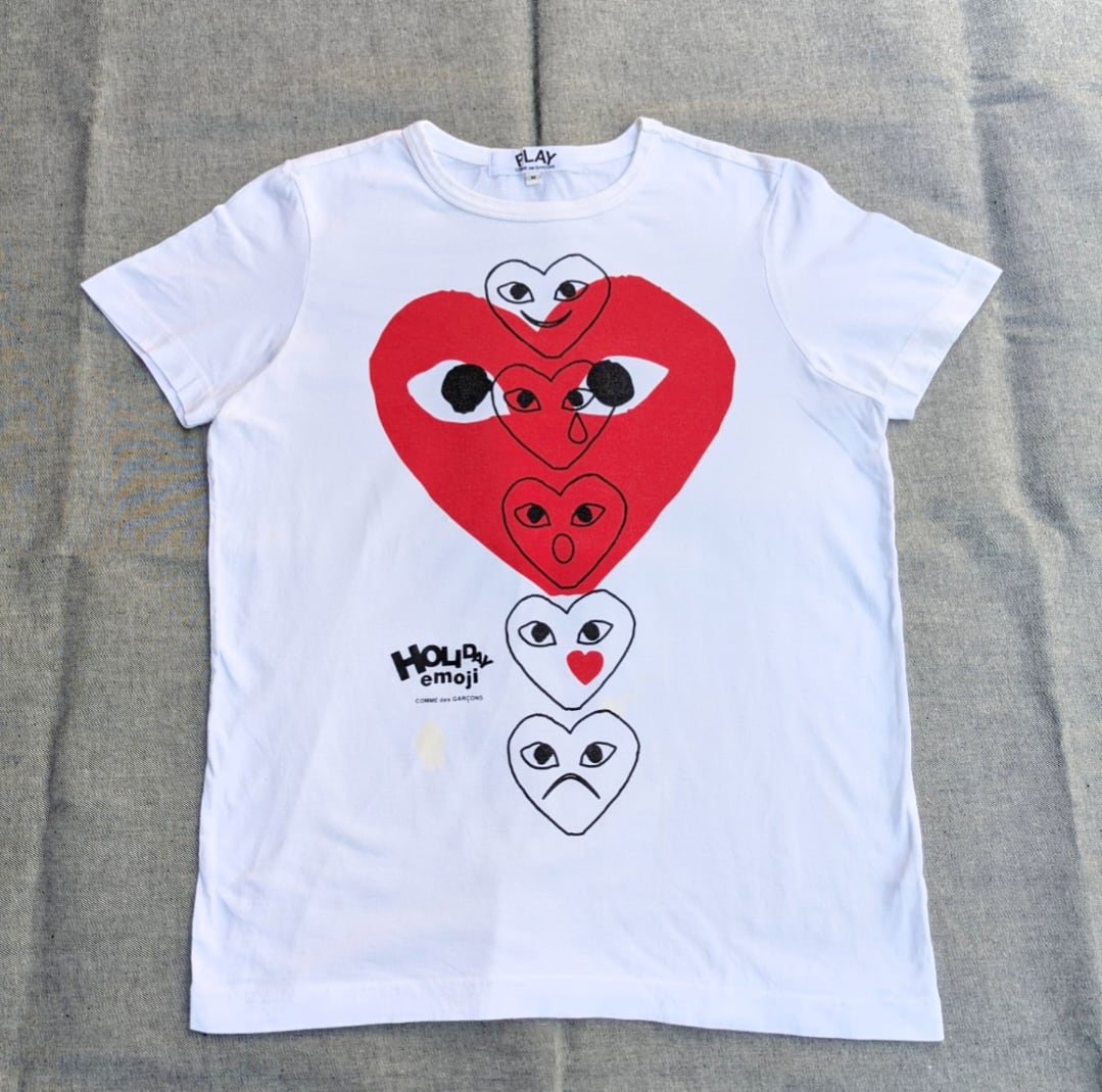 限定!! come des garcons play ❝ holiday emoji ❞ tee 小岩店