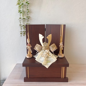 楓　8号　金ライン収納飾り