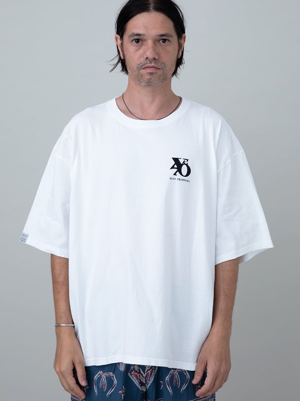 EGO TRIPPING (エゴトリッピング) PRINTTEE-B Tシャツ / WHITE 666607