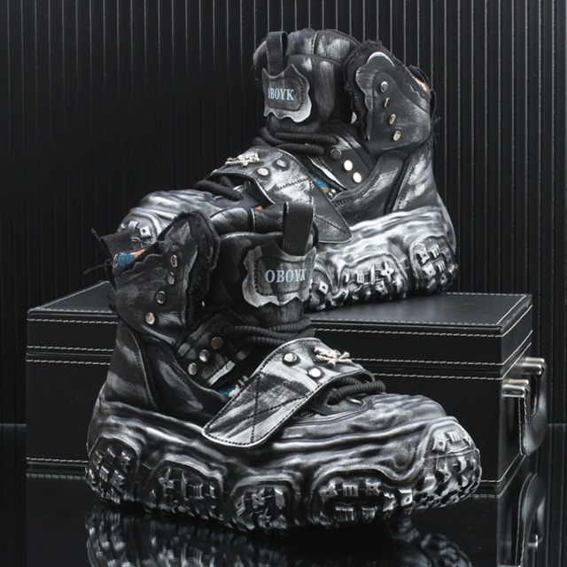 ◆【RECOMMEND】グランジスクラッチスカルスタッズベルクロレースアップハイカットシューズ（2カラーあり）（ruf_02475）