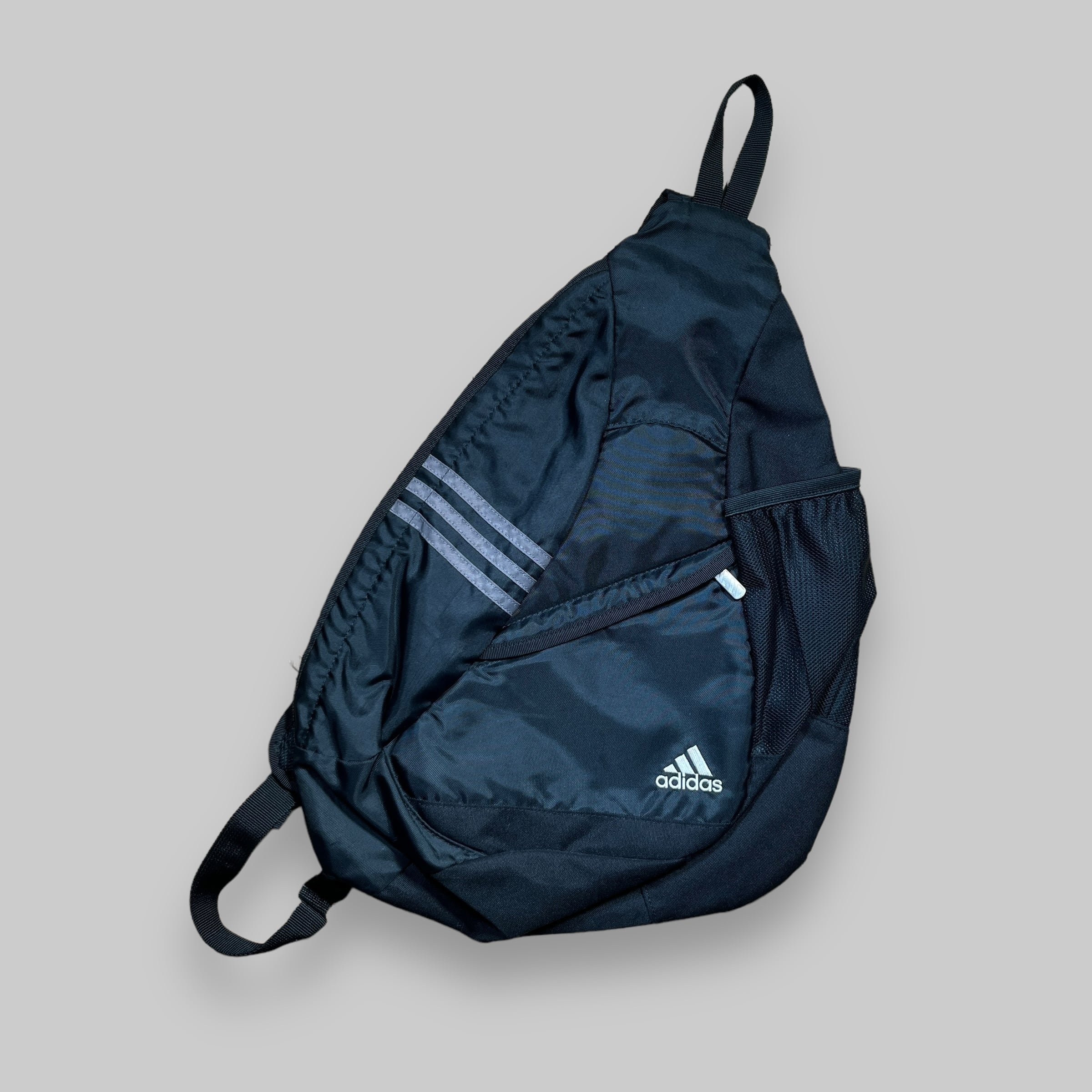 00s adidas アディダス ワンショルダーバッグ 黒 ブラック y2k テック 