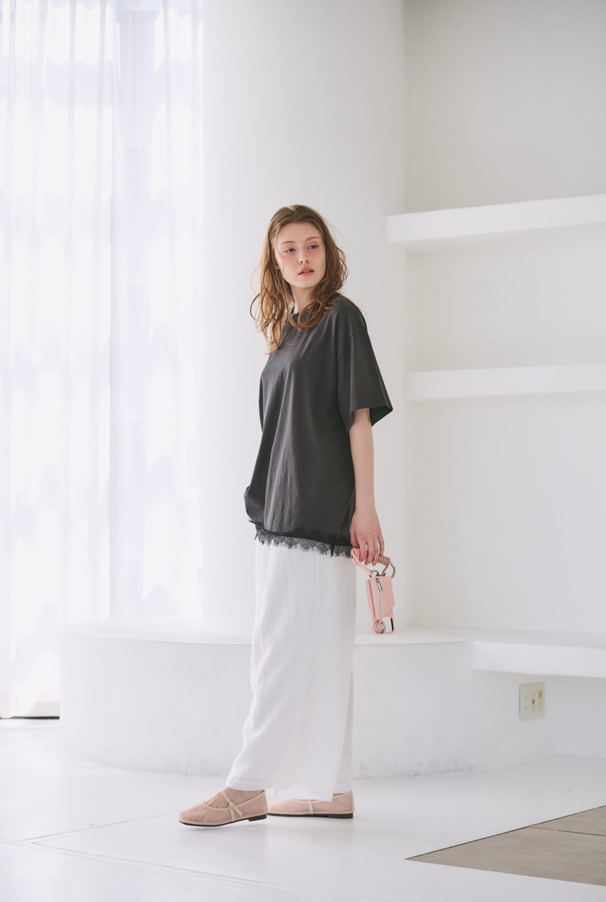 big silhouette lace tee | mite