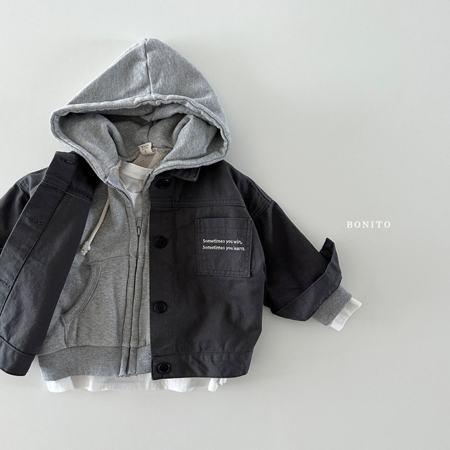 12m(80)XS(90)【即納】bonito KeepGoingフーディーパーカー　navyのみ入荷