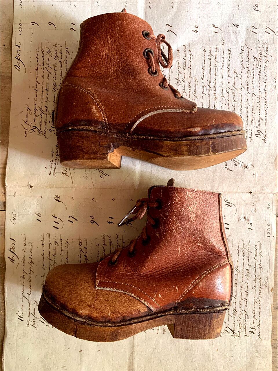フランスアンティーク チャイルドブーツ アンティーク 子供靴 | フランス 子供の革靴 ストラップ付き