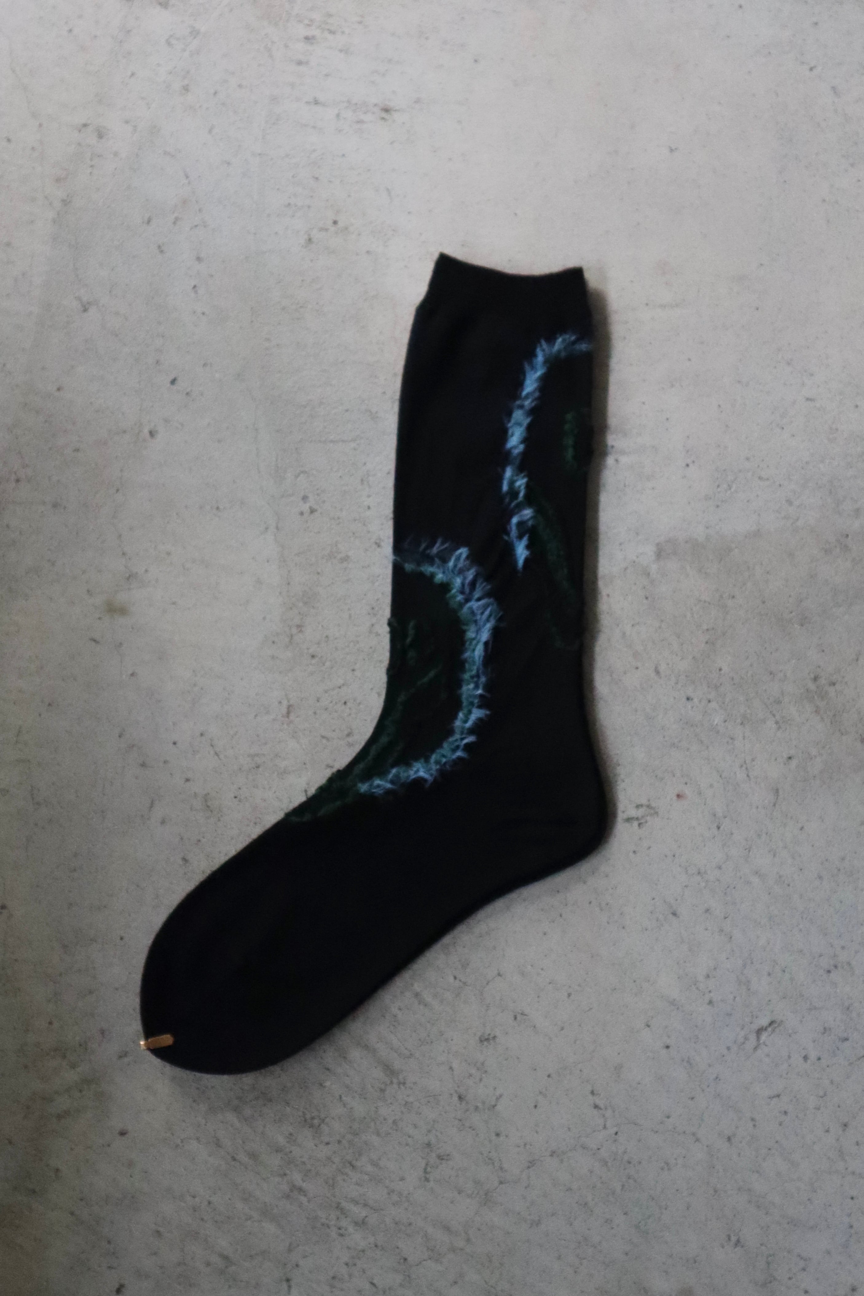 Kota Gushiken】Melted smile with frizbee reversible socks | TOLMA.
