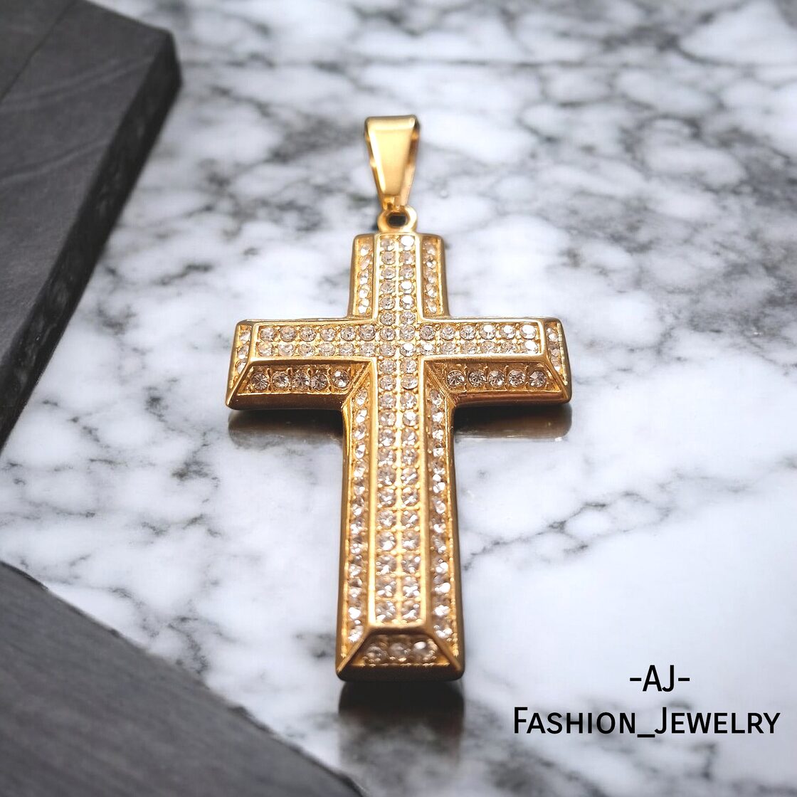 Luxe Cross 十字架ネックレス | Pay ID