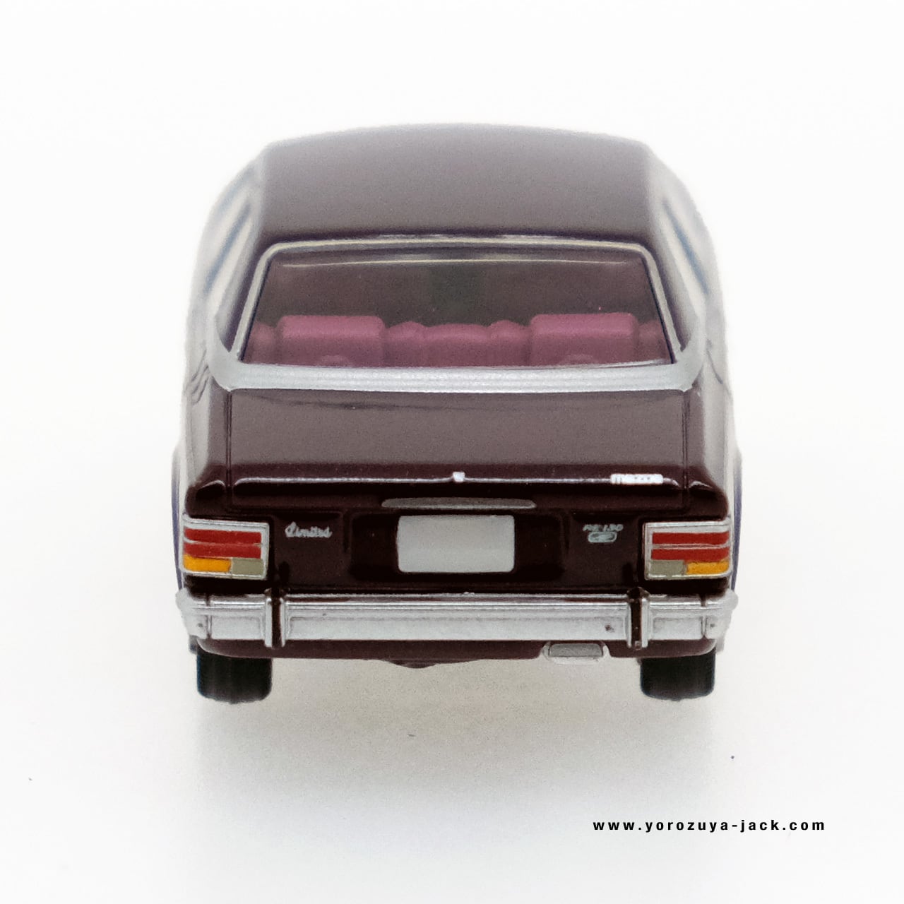 トミカリミテッドヴィンテージネオ LV-N21b マツダ ルーチェ レガート
