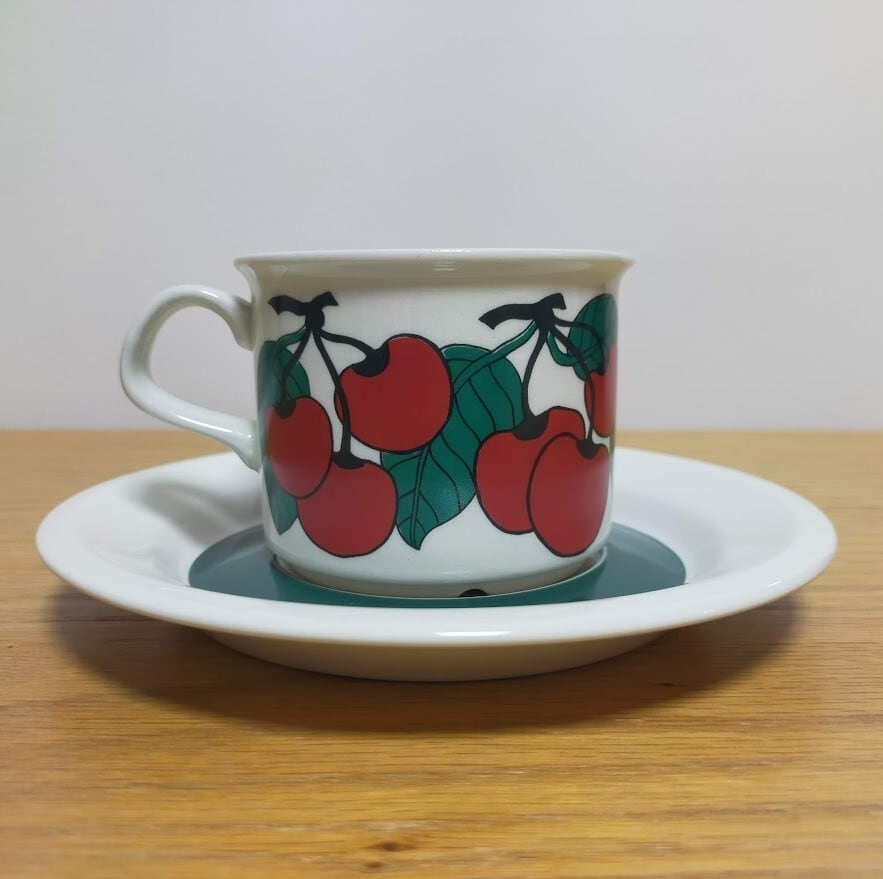 再入荷！アラビア キルシッカ ARABIA Kirsikka コーヒーカップ