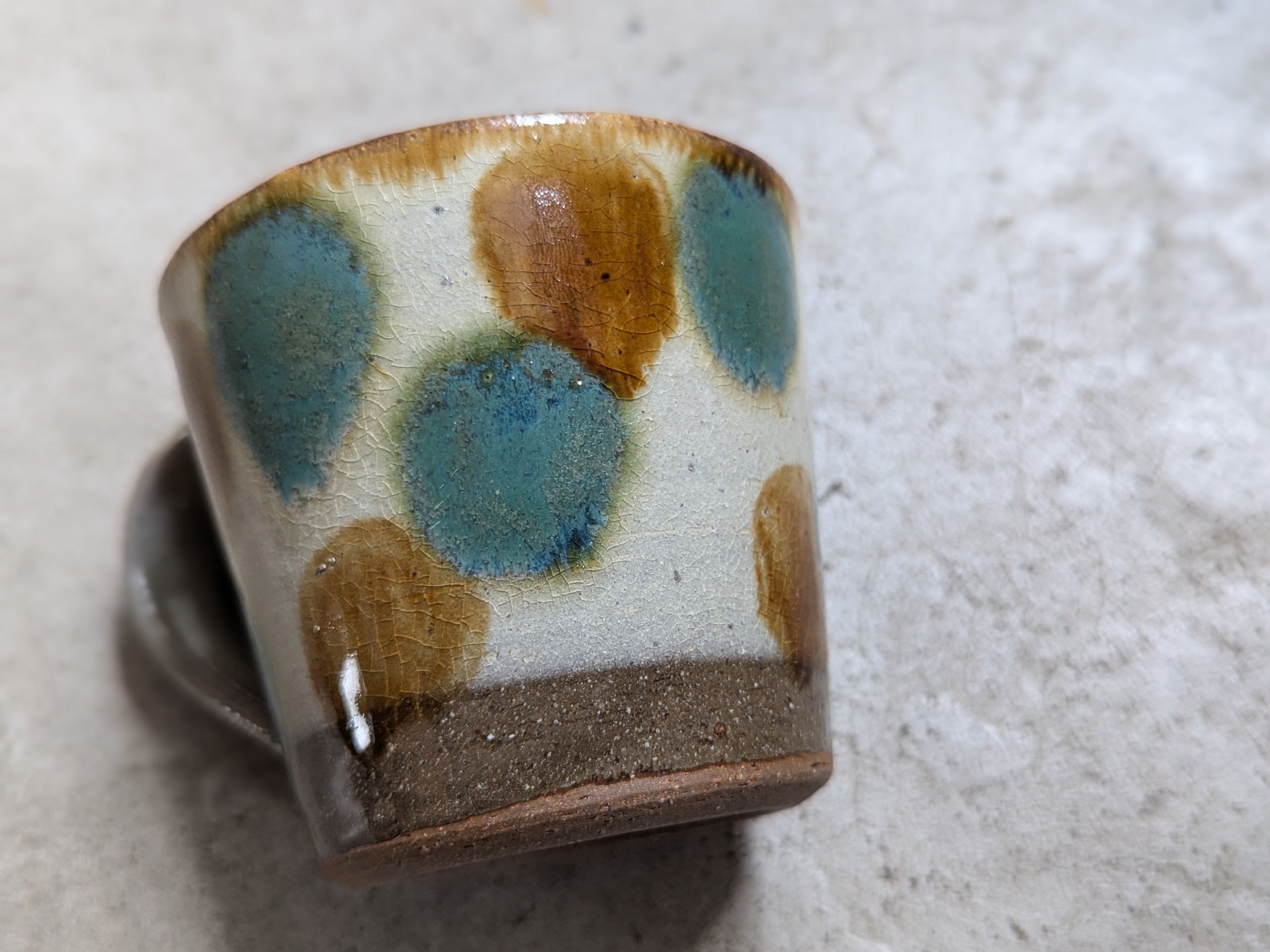 やちむん マグカップ（三彩） | 勝窯 | inoya | Basic Life Store