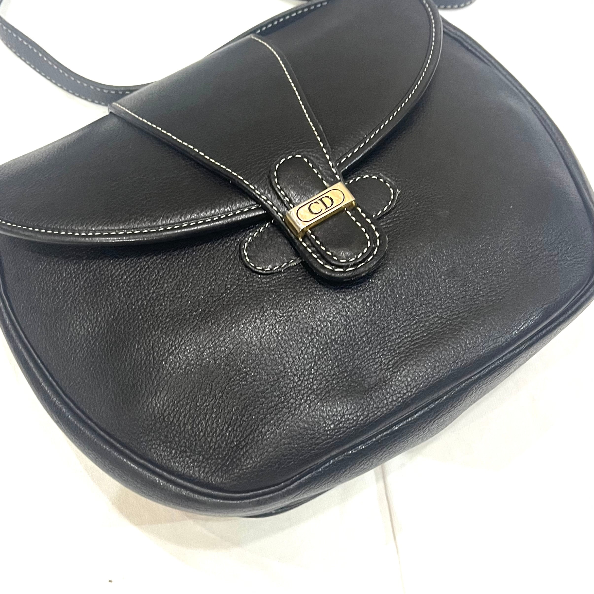 Christian Dior CDロゴ 斜め掛け ヴィンテージ ショルダーバッグ レザー Christian Dior CD Logo Shoulder bag Black Vintage 3znykv