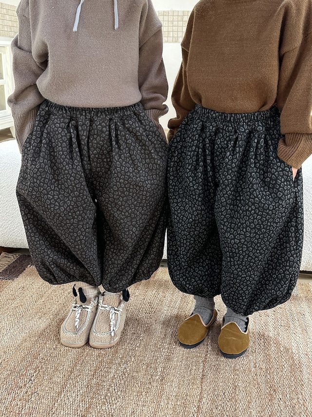 ヒョウ柄バルーンパンツ（2色展開）JIAY｜ボトムス サルエルパンツ｜小学生 ジュニア対応｜通学 普段着｜韓国子供服｜男の子 女の子｜80-140cm｜2026秋服 ［取寄］