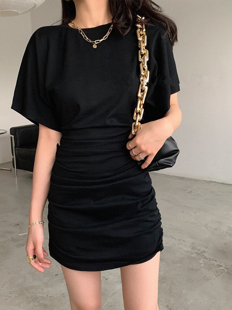 【新作】【送料無料】 プリーツお尻カバー半袖ショートドレス女性のための夏セクシーなウエスト痩身タイトな気質ホットガールハーフレングススカート 0244702890061