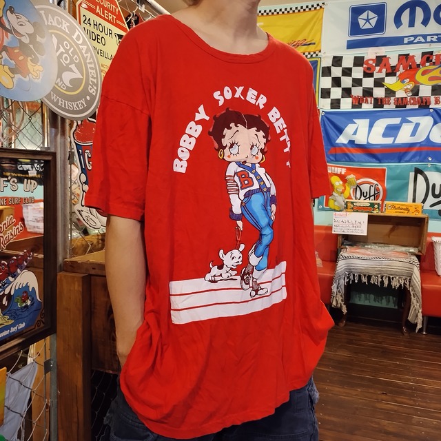 Used 半袖Tシャツ◆00s Betty Boop ベティ　レッド◆ヴィンテージ　古着　アメリカ