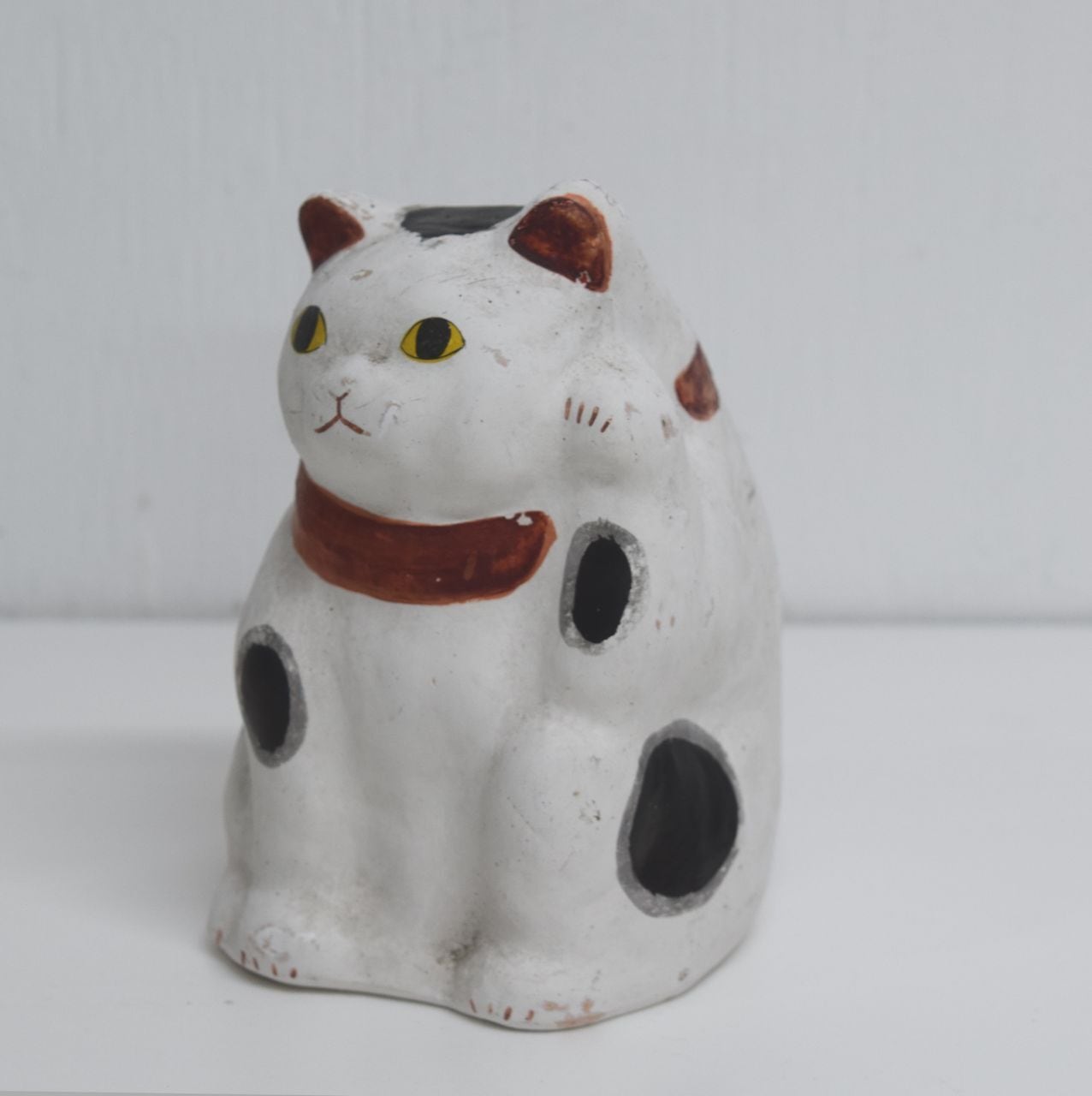 今戸焼 火入れ招き猫 土人形 | 一丁目ねこ番地 by D-plus-stock