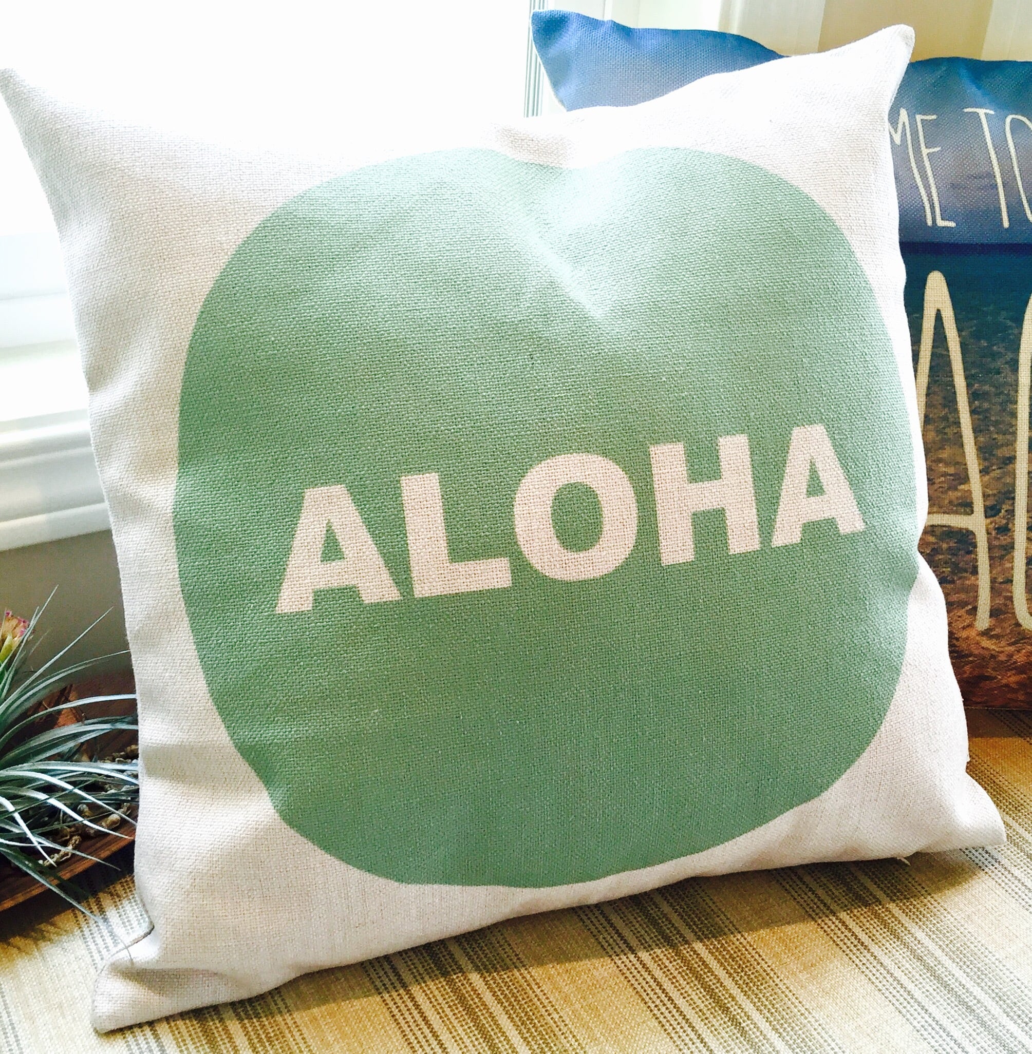 ハワイ インテリアに ALOHA クッションカバー | lauleahonua