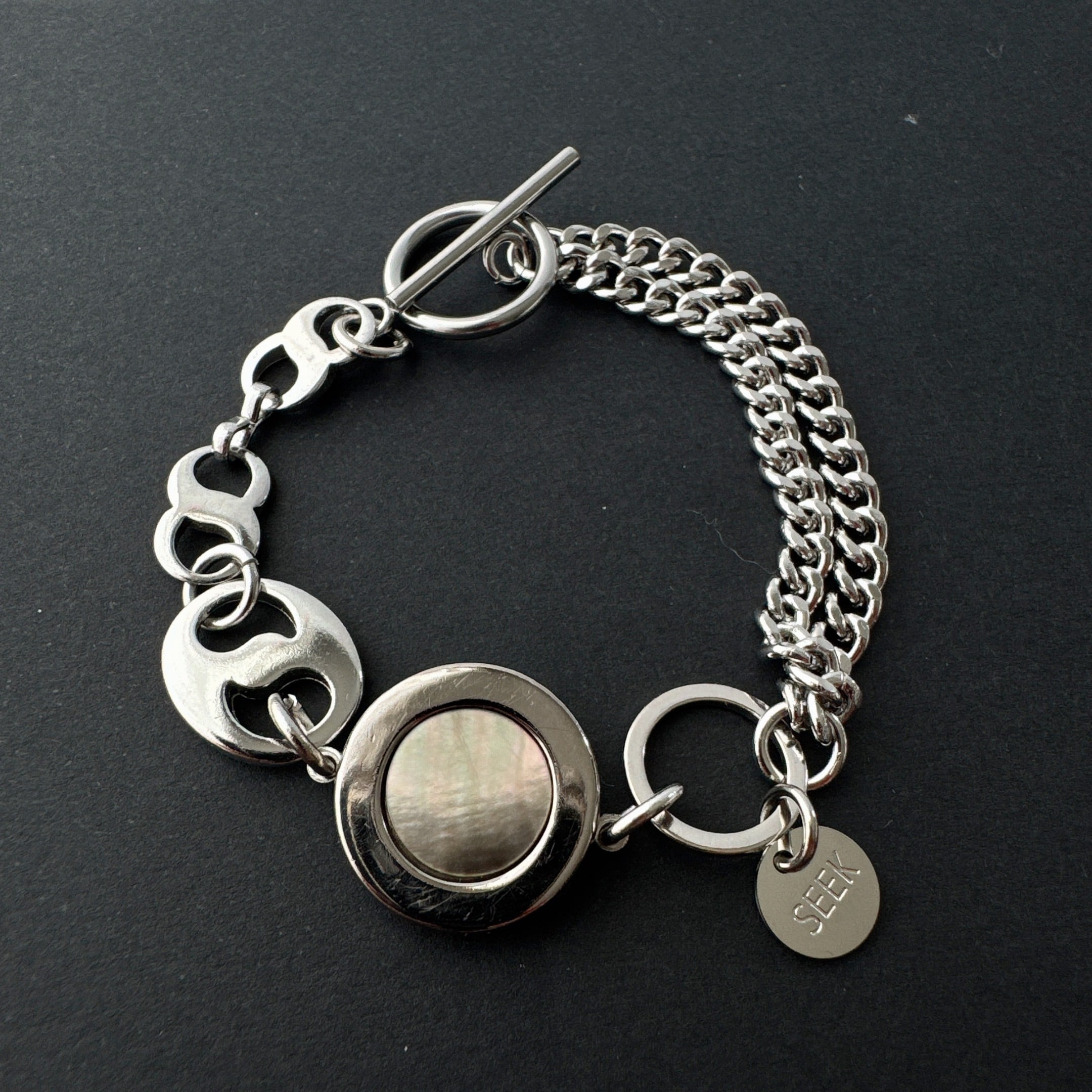 1a22e66d9bfae6639f07cae53221e0