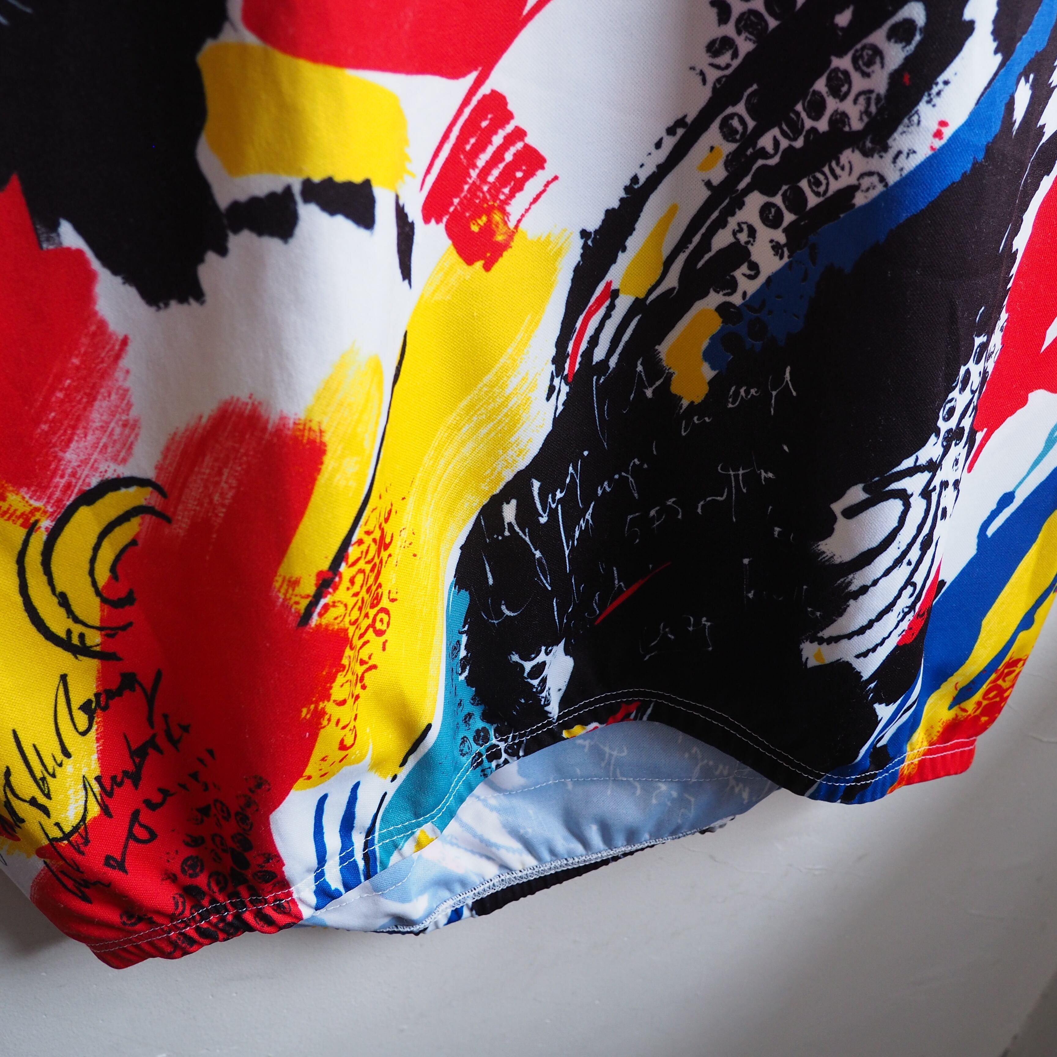 1990s Psychedelic chaos art painted vintage half zip Tee