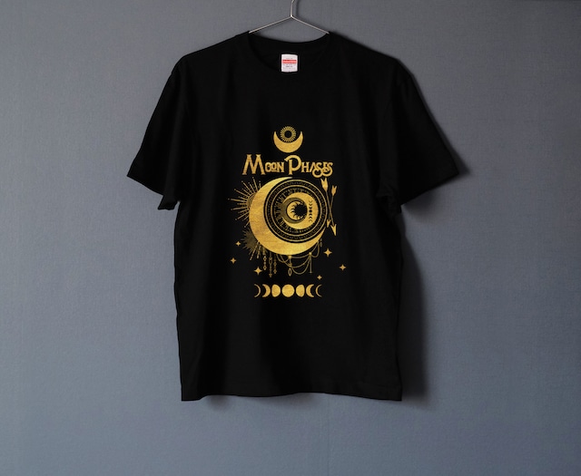 三日月が輝く月の満ち欠け Tシャツ ゴールド BLACK（men&women）