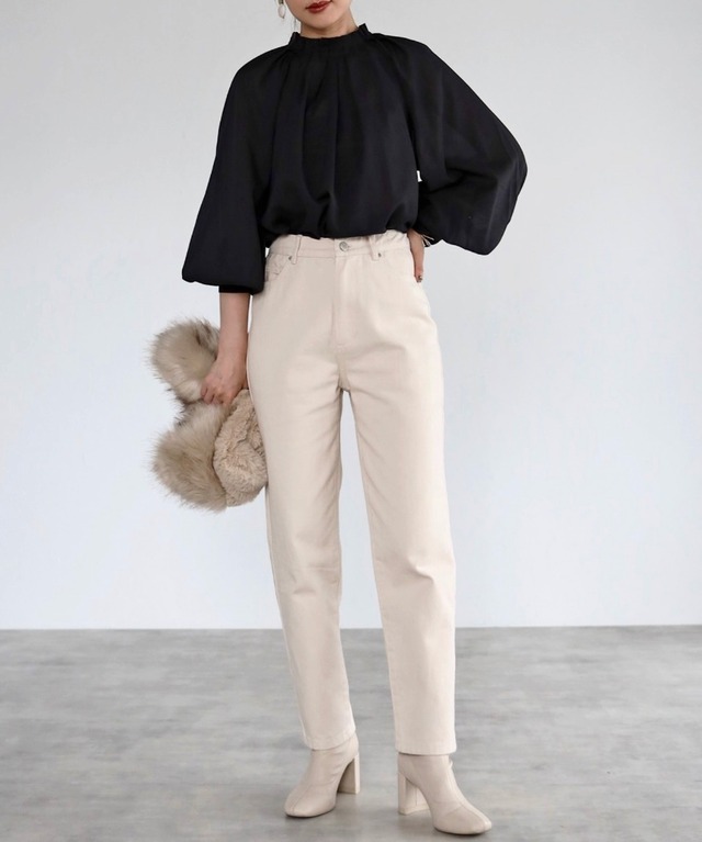 ボリュームスリーブシアーブラウス