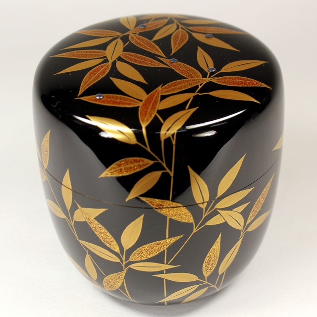 中村宗尹 作　露笹蒔絵中棗