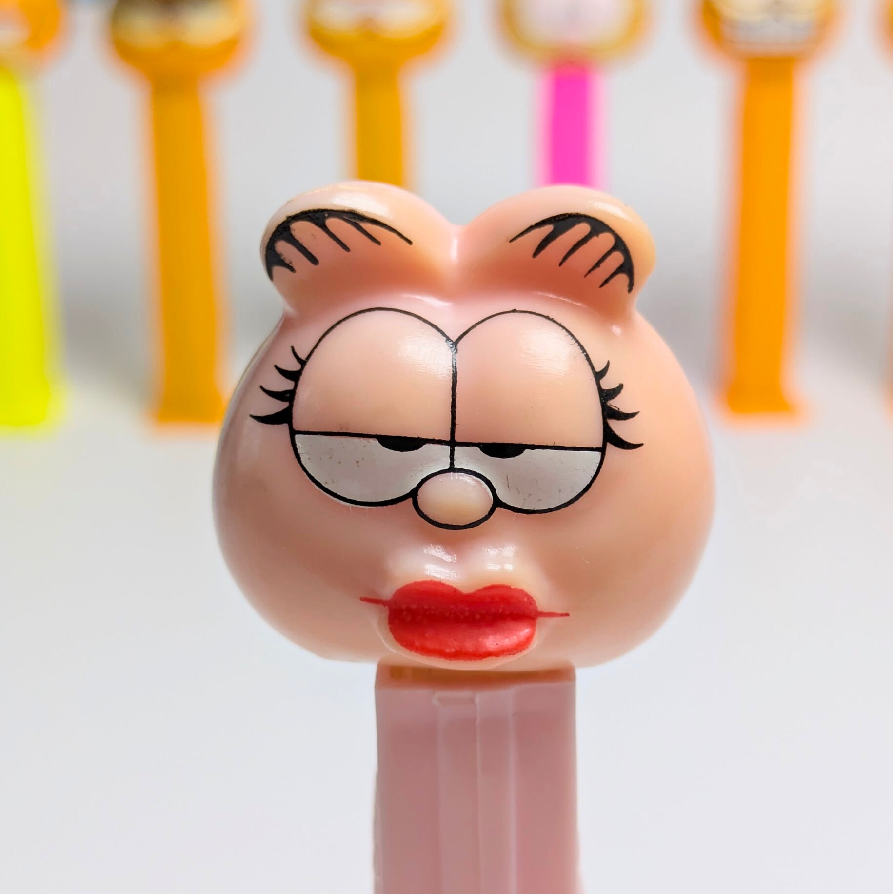 ☆ VINTAGE 90' ☆【 Garfield / ガーフィールド ) 】PEZ / ペッツ 『 アーリーン 』 〚アメリカン雑貨 アメトイ〛