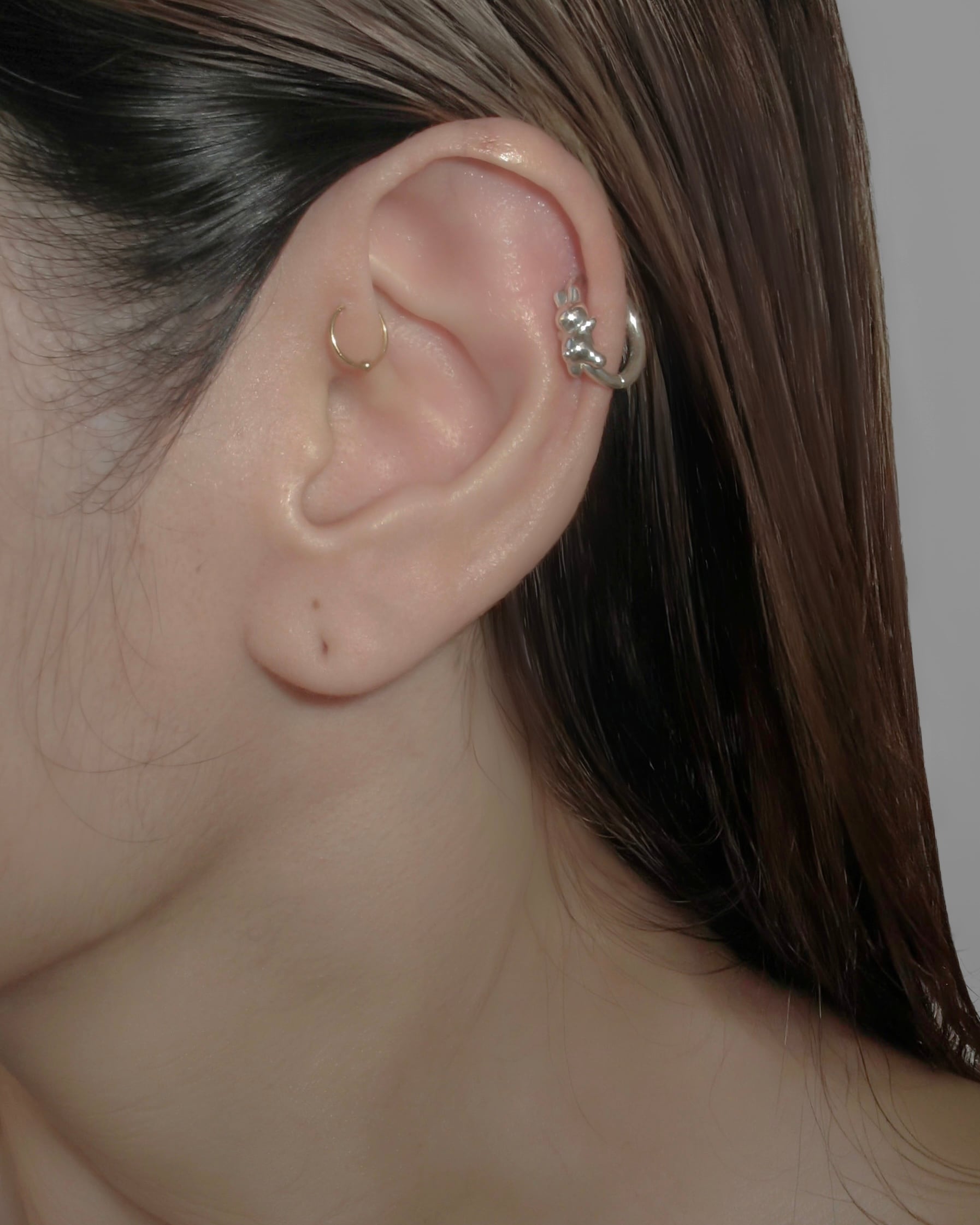 うさぎ ® clicker earring M silver925 プレーン/ダルメシアン | LANIE