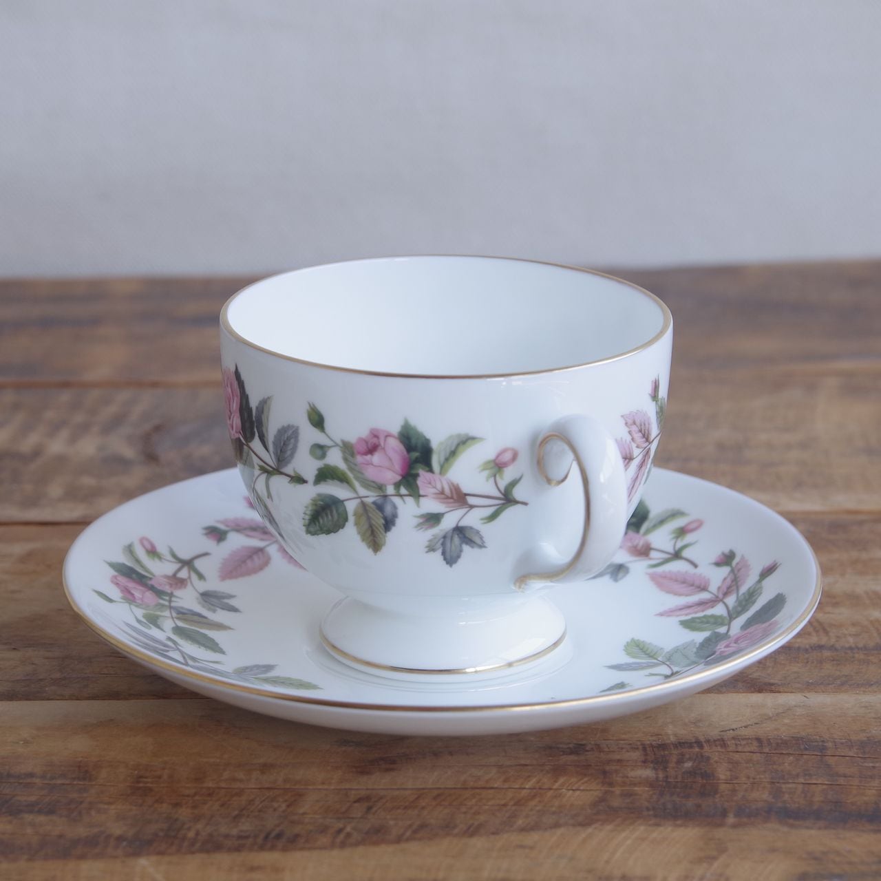 ウェッジウッド ハザウェイローズ コーヒーカップ ソーサー Wedgwood