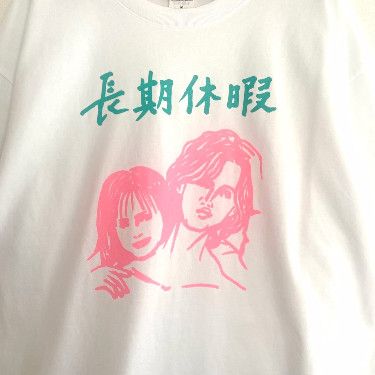 長期休暇」ボックスシルエットTシャツ（ホワイト） | YUKI HORIMOTO