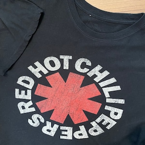 【Red Hot Chili Peppers】レッチリ バンドTシャツ ロゴ XL ワイドサイズ US古着 アメリカ古着