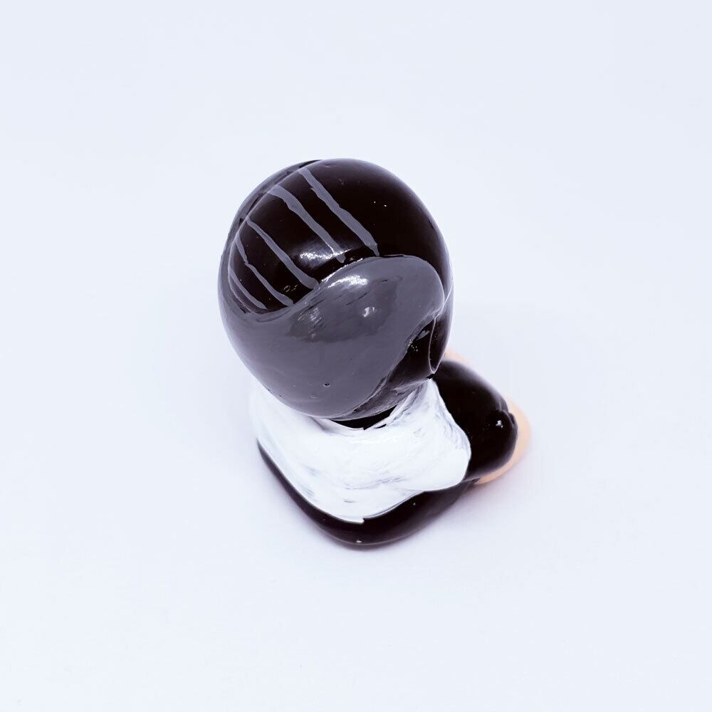 ソフビ「座サトシ」赤ネクタイ/ ソフビ / デハラユキノリ