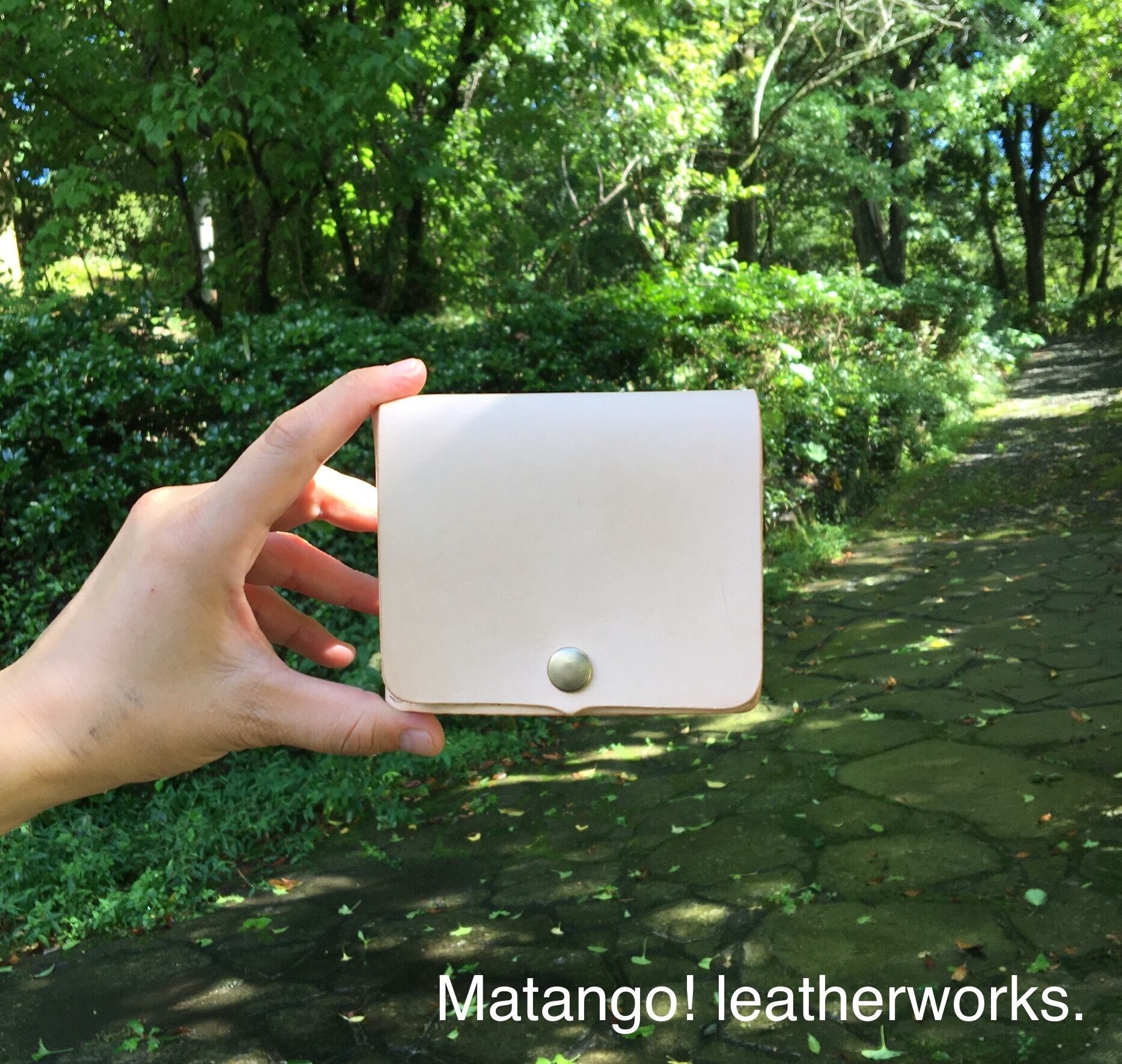 ◇鳥の羽キーリング◇ レザー 本革 キーホルダー軽量 シンプル ヌメ革