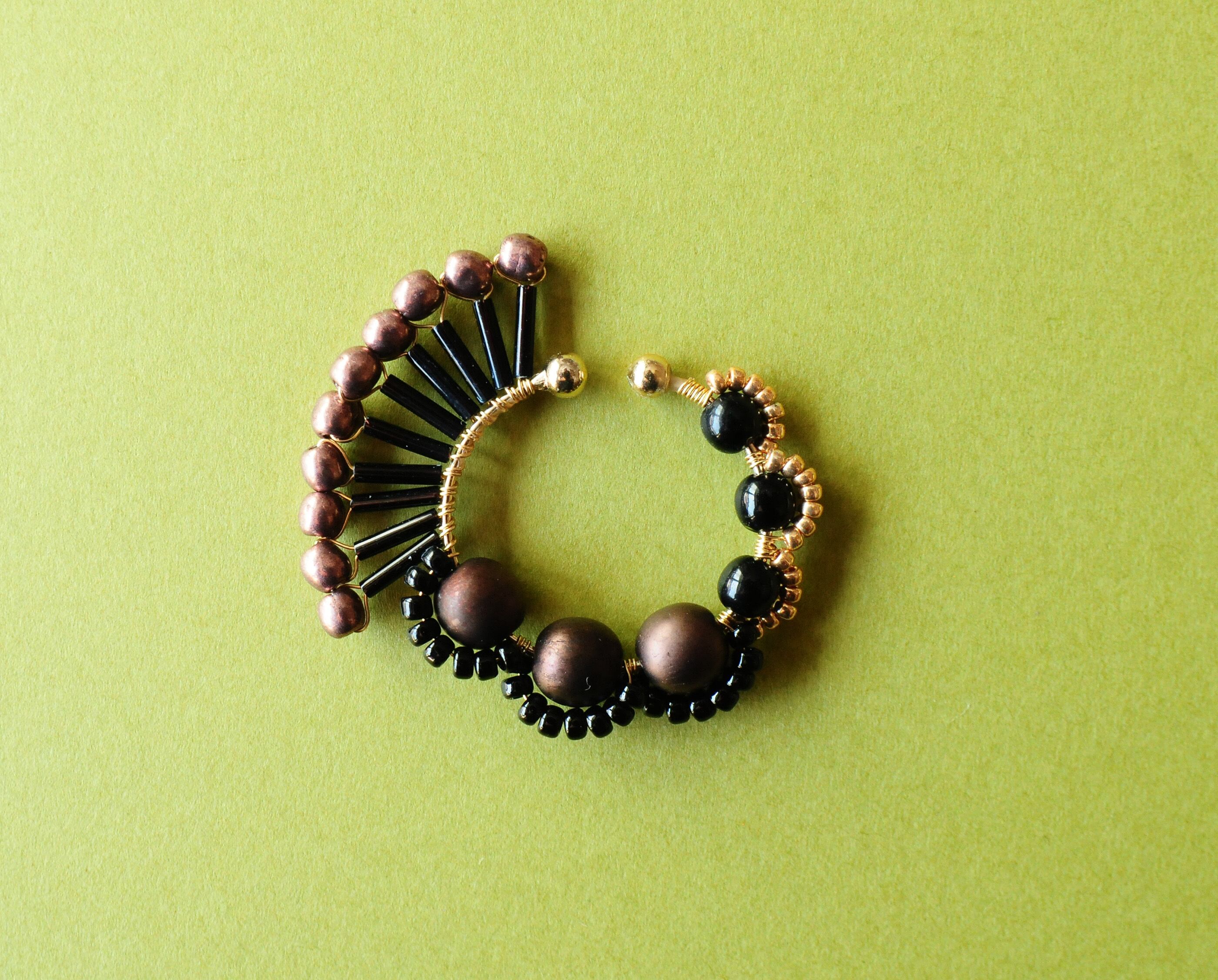 ＜Rollo～イロヅクビジュー～＞イヤーカフ『 ハミングバード/hummingbird 』<Chocolate(31)>