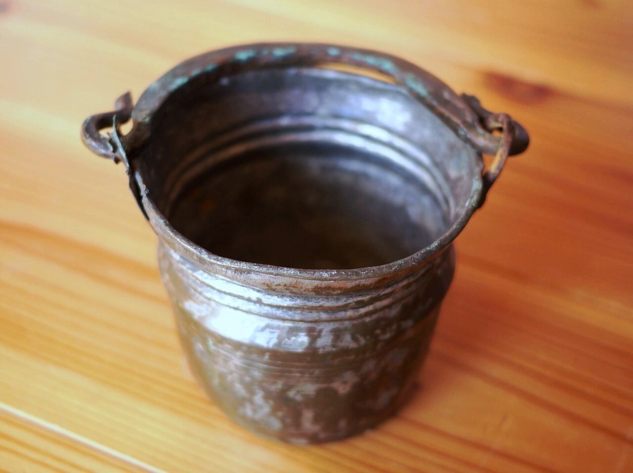 イタリア 古い銅のバケツ インテリア祭礼副葬伝統 | こりすのパン屋
