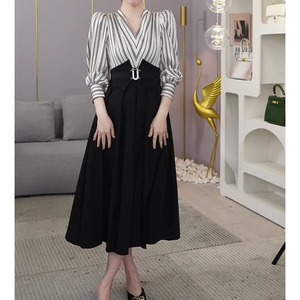 袖コンシャス ドッキング風ミモレ丈ワンピース G0671