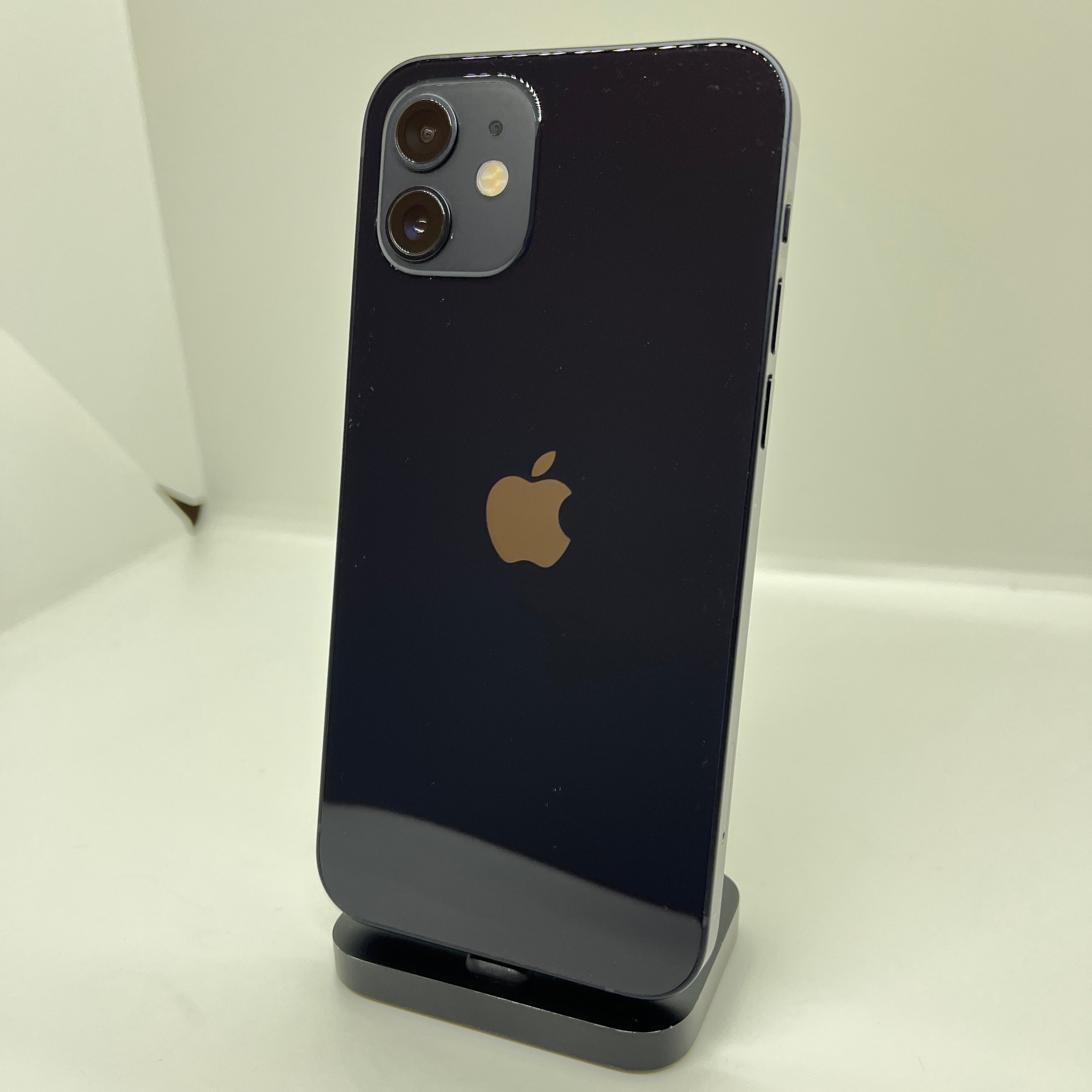 バッテリー/画面新品】iPhoneXS 64GB ブラック【SIMロック解除済み
