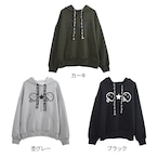 ロゴ紐ベーマークパーカー