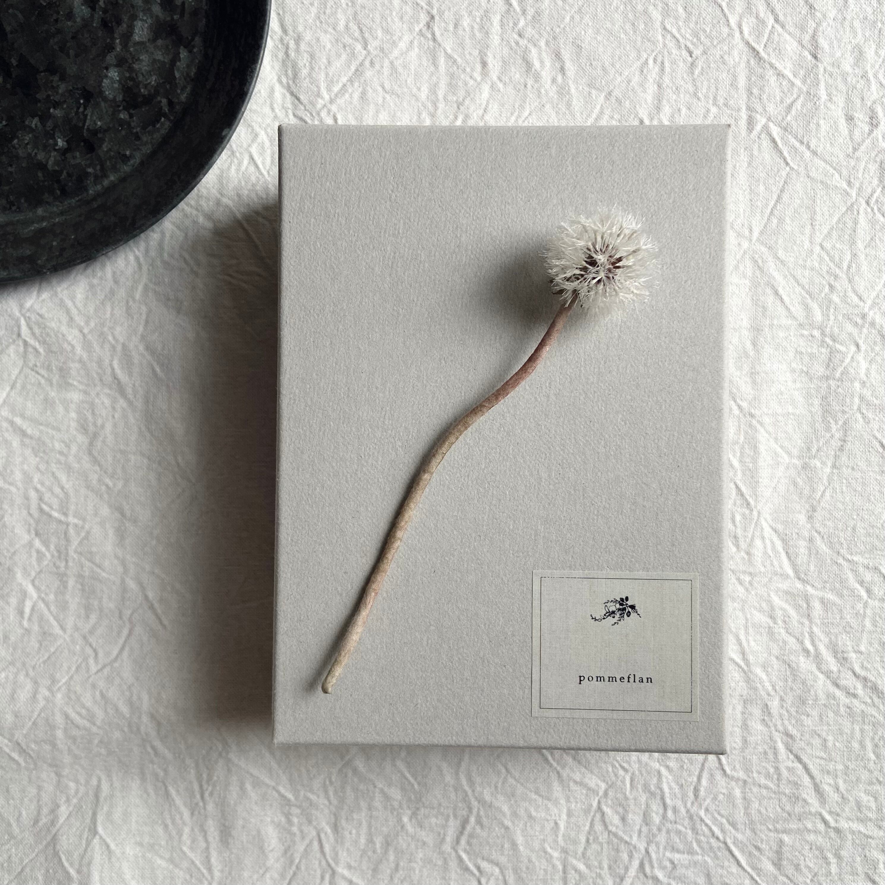 タンポポの綿毛 | pommeflan