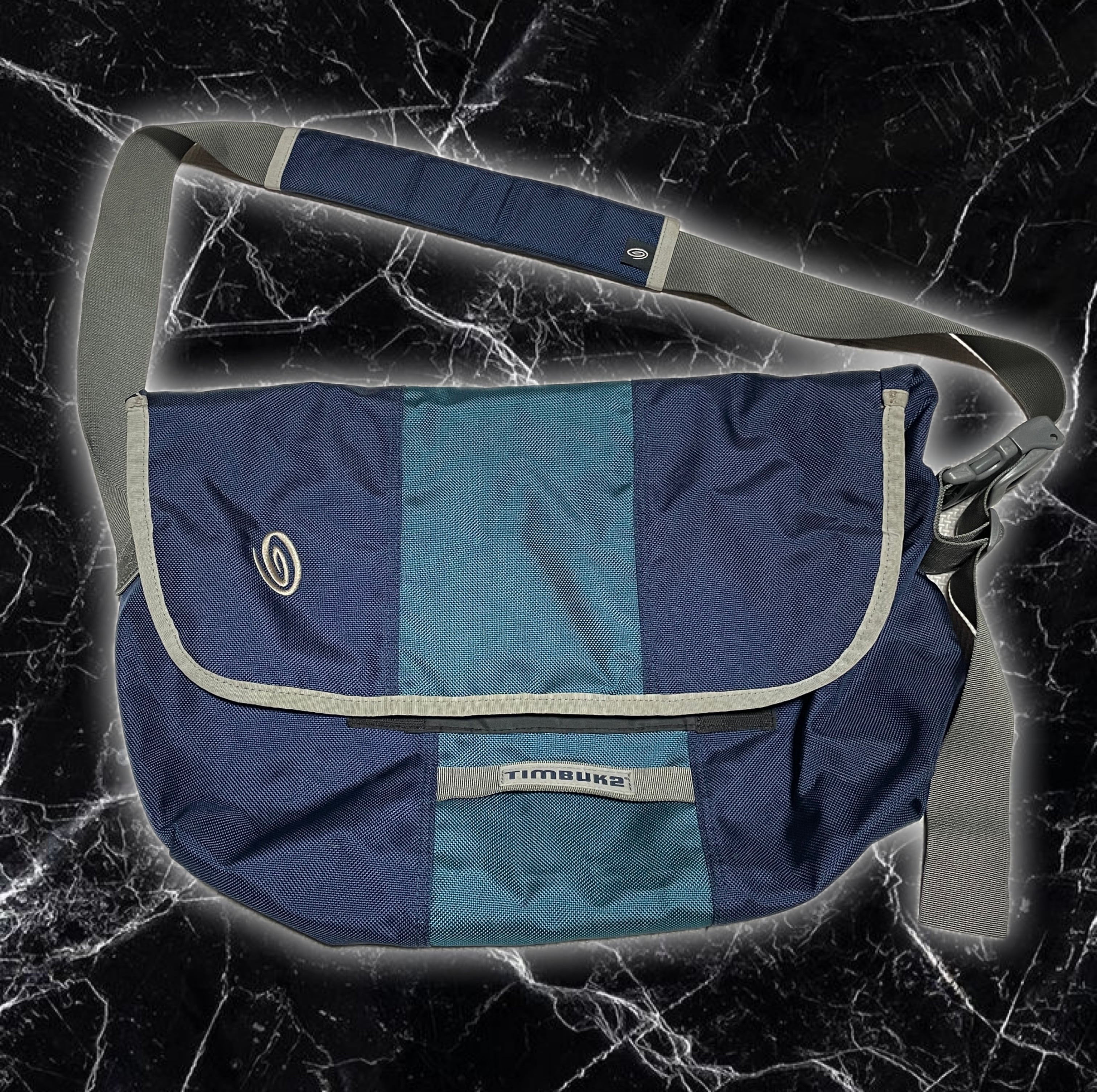 00s TIMBUK2 メッセンジャーバッグ ネイビー Y2K ワンショルダー