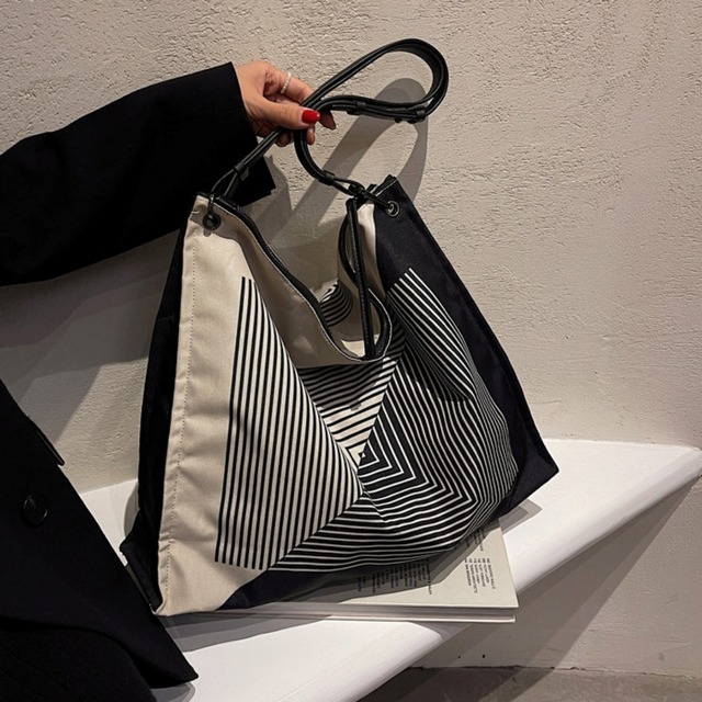 Bicolor Geometric Pattern Tote Bag 01072