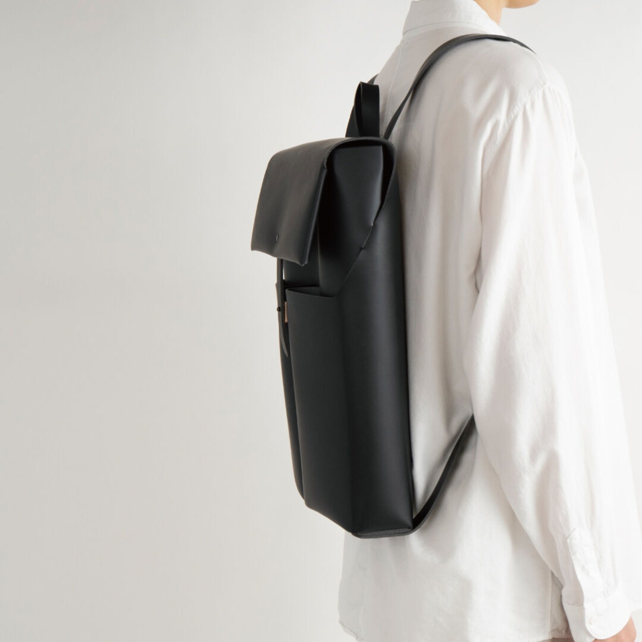 i ro se SEAMLESS RUCKSACK