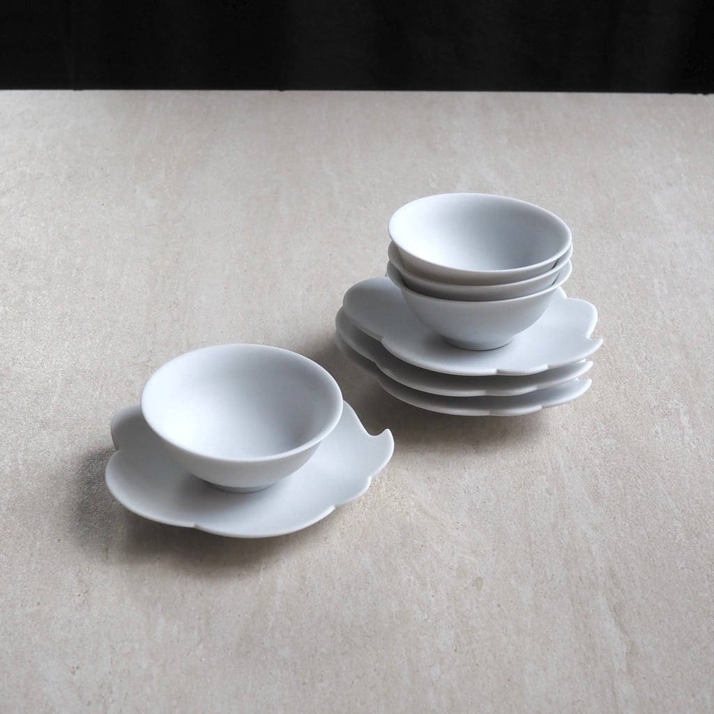 東 一仁/白磁 ウンリュウ 茶杯(茶托付き)