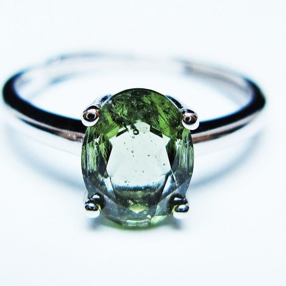 モルダバイト リング モルダウ石 指輪 フリーサイズ 13号 一点物 メール便可 [M便 1/20] 199-705