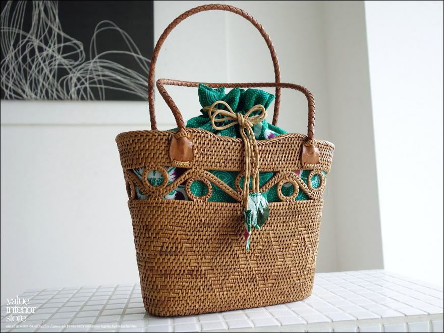 かごバッグ アタバッグKE10 手編みバッグ 浴衣や夏着物に似合います 巾着バッグ ハンドバッグ イカット 生地 和装 手づくり 天然素材