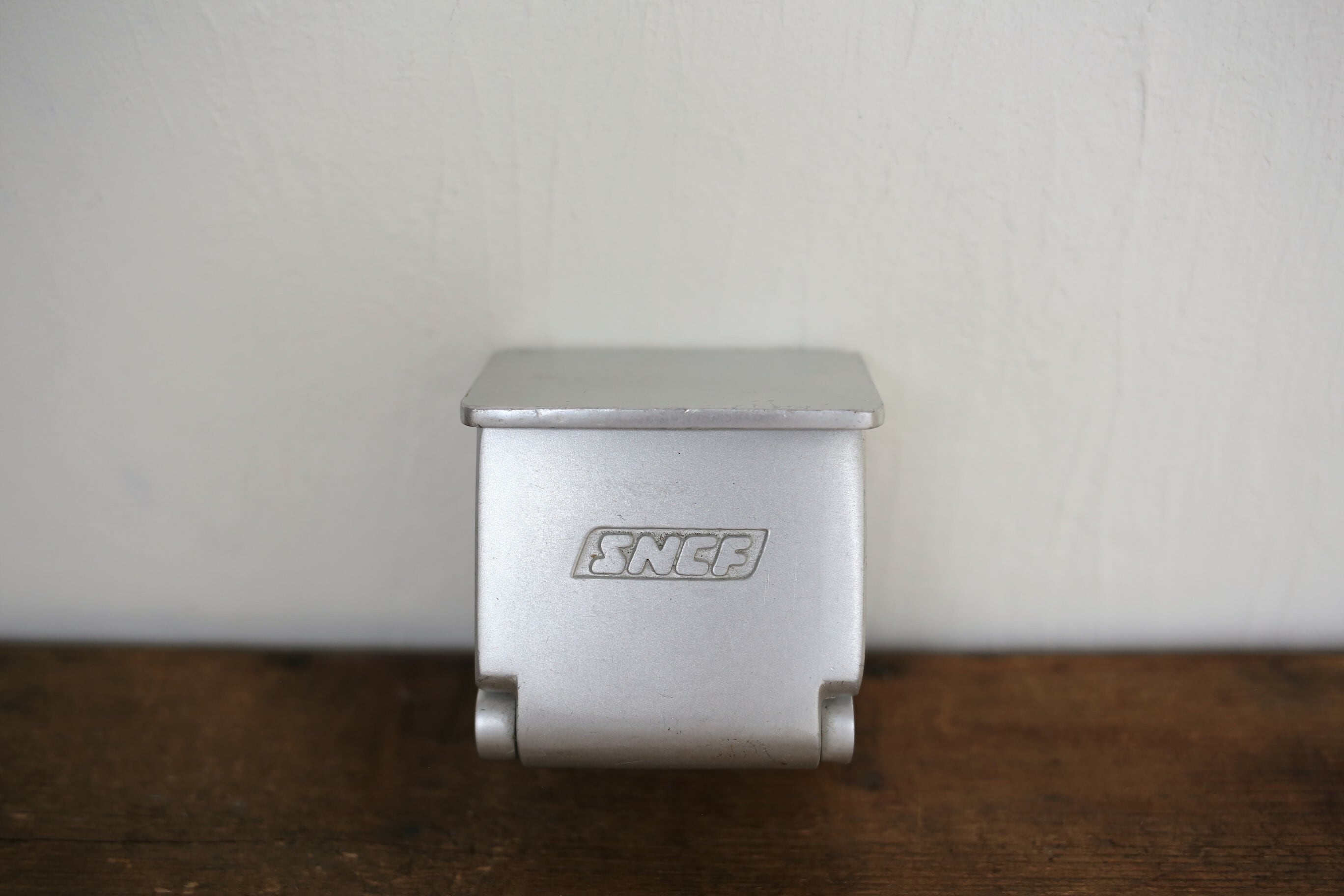 70s SNCF ヴィンテージ灰皿 フランス製 フランス アンティーク ヴィンテージ 国鉄 SNCF 壁付け 灰皿